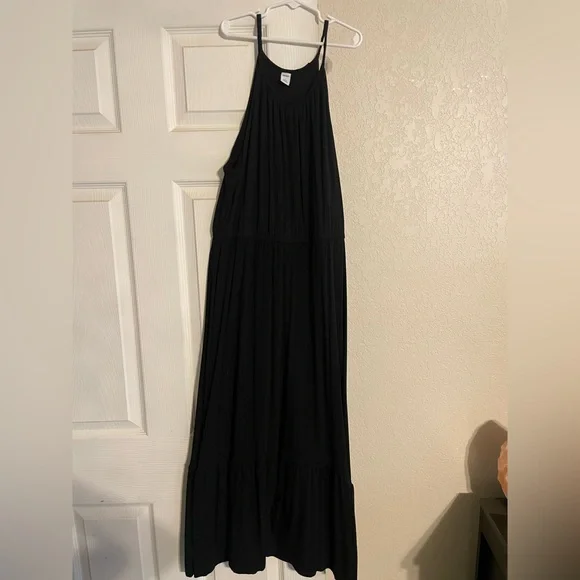 Old Navy black maxi dress